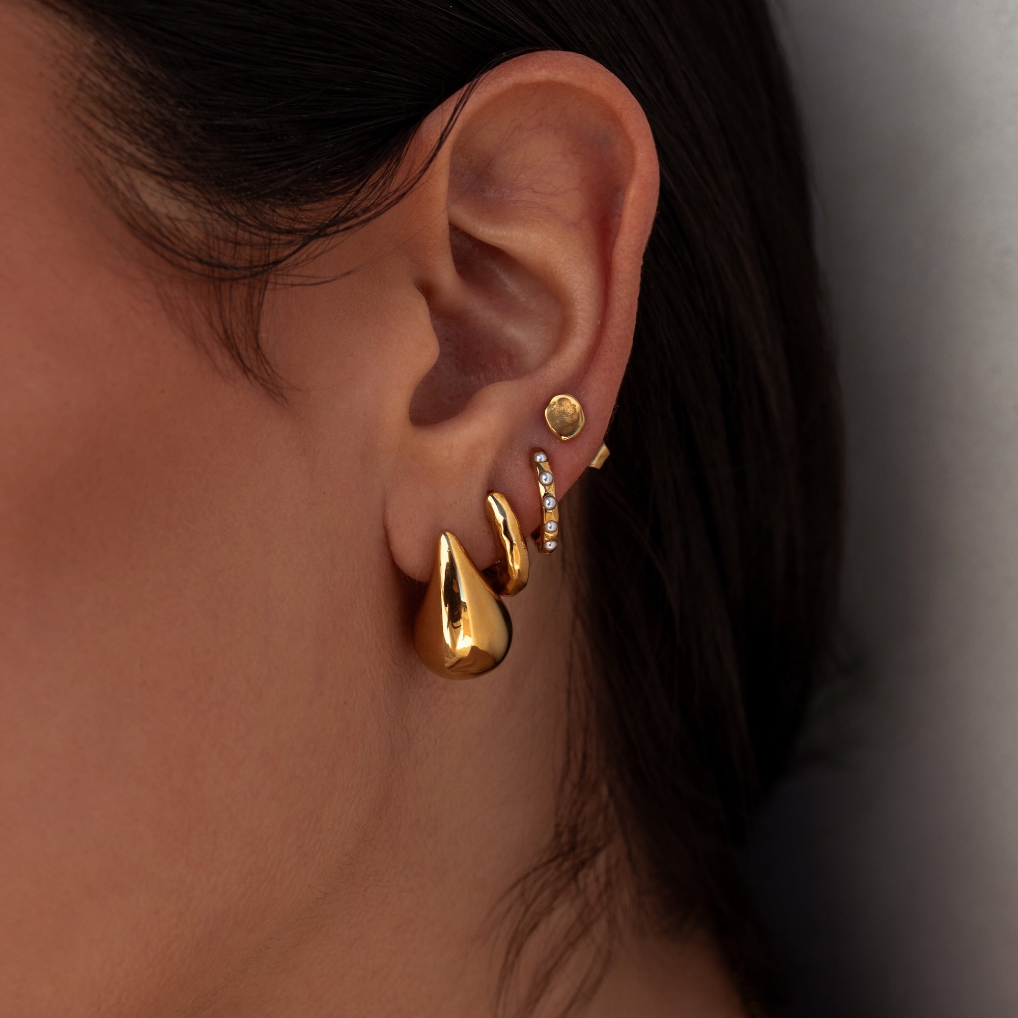 COMO Sculpted Studs